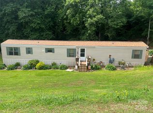 2165 Peanuts Ln, Newton, NC 28658