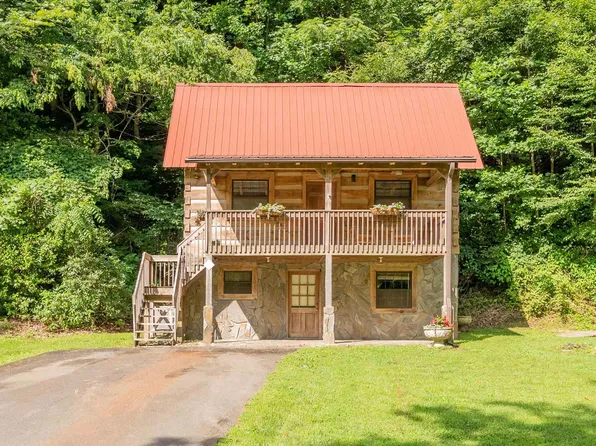 3515 Kibler Valley Rd, Ararat, VA 24053