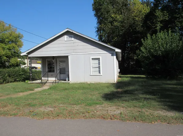 410 N Chestnut St, Morrilton, AR 72110