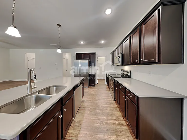 3283 Oakfields Rd — Photo 3