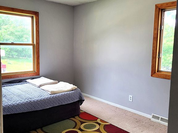 5th image of 1521 Emerald Dr