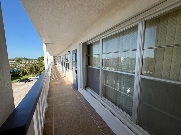 407 GREENBRIER A, West Palm Beach, FL 33417