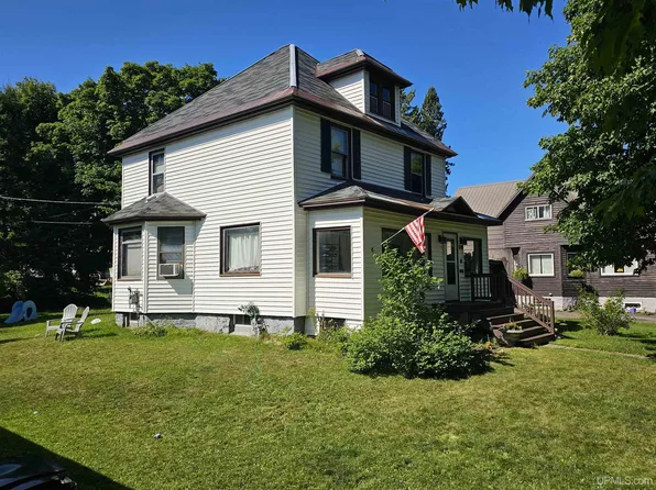 529 Pewabic St, Laurium, MI 49913