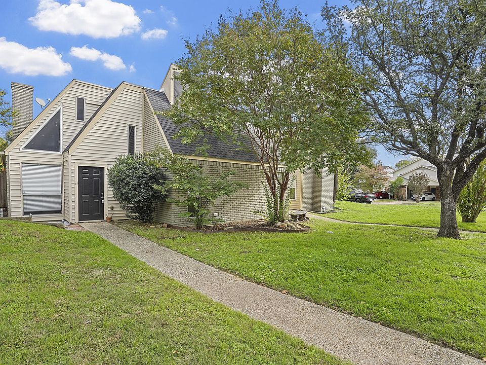 1st image of 2156 Fleur De Lis Ct