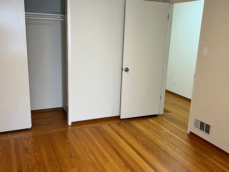 Bedroom #2 - Pic2