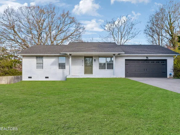 8915 Path Way, Knoxville, TN 37931