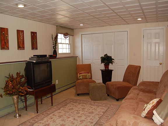 Family Room w/Woodstove