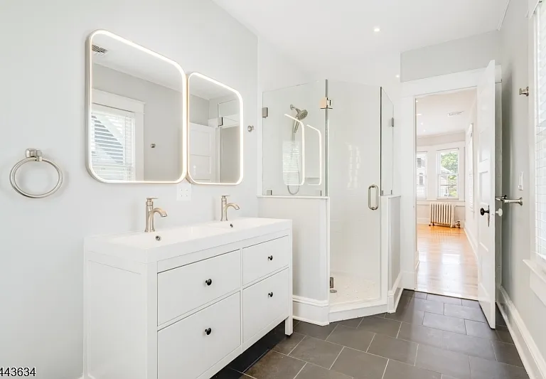 28 N Hillside Ave — Photo 17