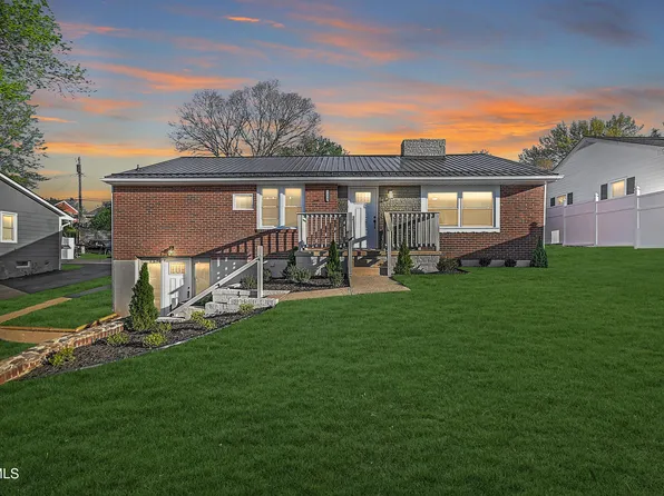 1118 Sevier Terrace Dr, Kingsport, TN 37660