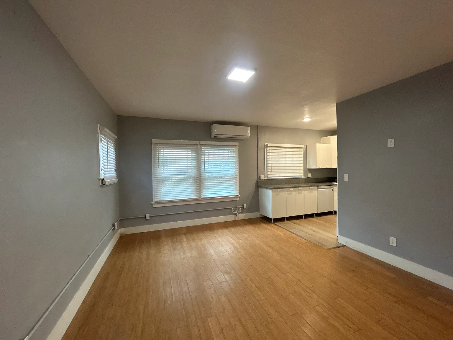 Studio, 400 sqft, $1,395 — Photo 3