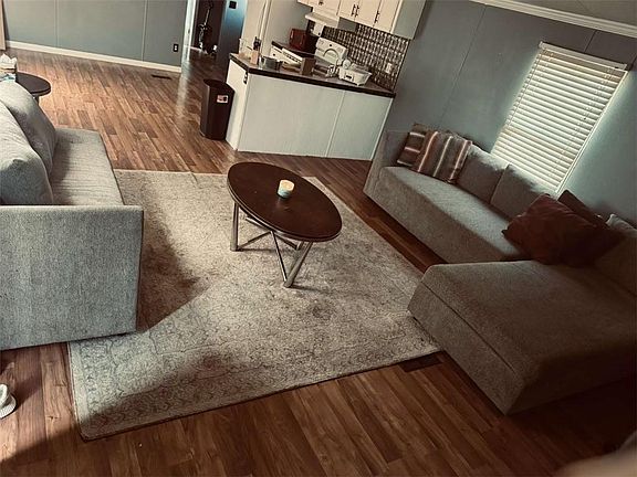 5th image of 255 English Rd