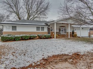 2020 E Greenwood St, Springfield, MO 65804