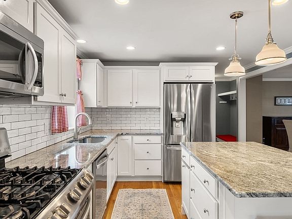 4th image of 23 Bog View Rd
