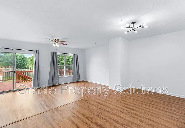 9005 Constant Crse — Photo 12