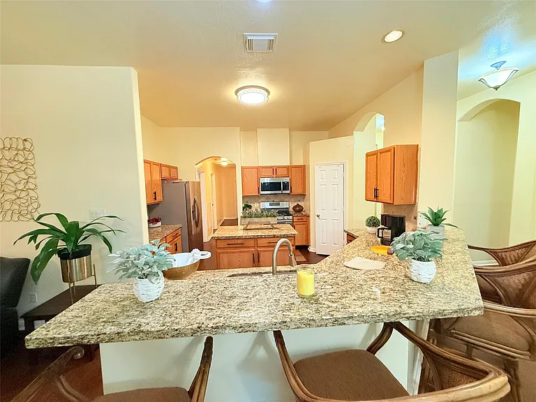 4010 Highland Vale Ct — Photo 3