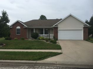 1242 Sweet Clover Dr, Goshen, IN 46526