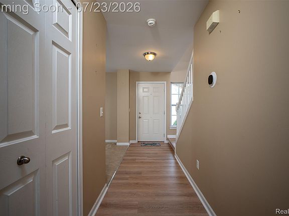 3rd image of 10117 Island Lake Dr