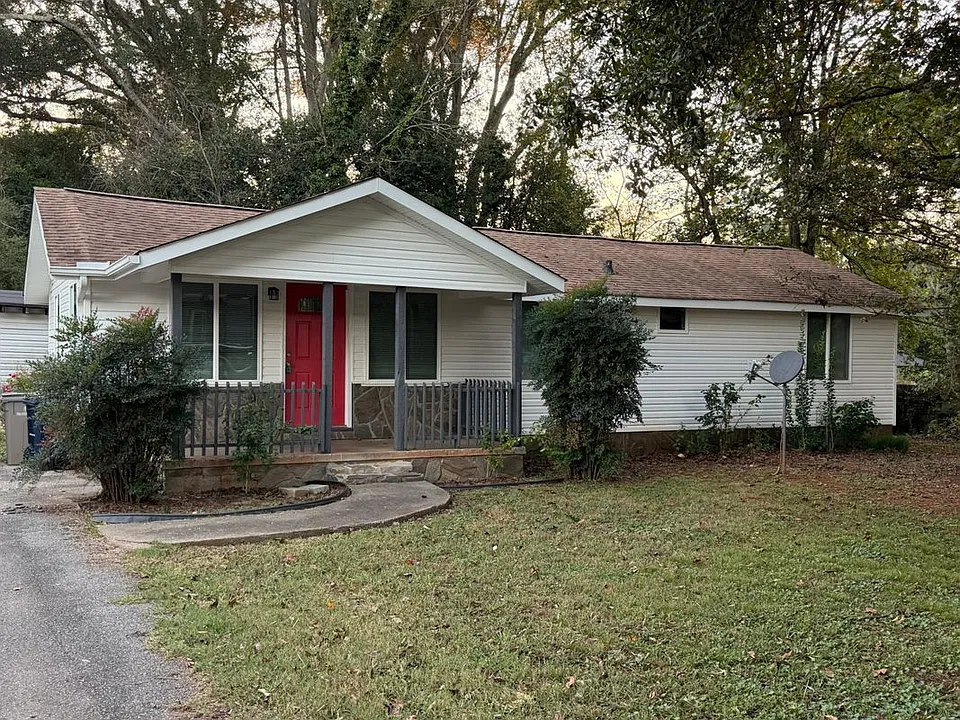 131 Etowah Dr #B
