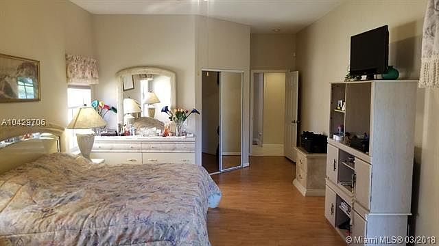 1st image of 1613 Royal Grove Way