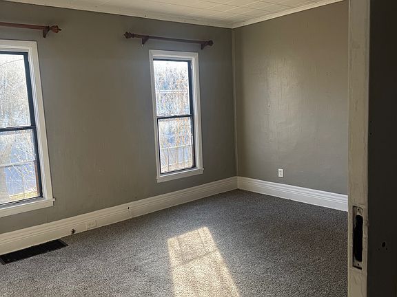 Front Room could also be a 5 th bedroom if needed