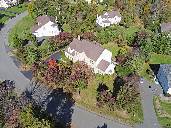 3rd image of 12152 Windsor Hall Way