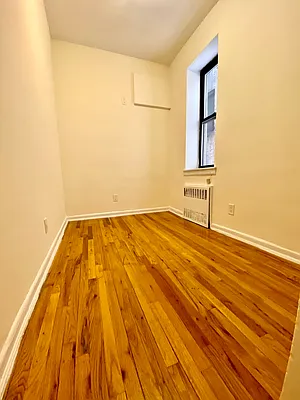 Rented by City & Suburban | media 21