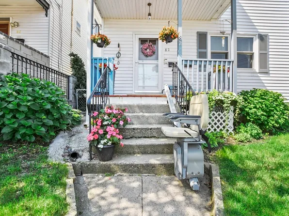 82 Cedar St, Everett, MA 02149