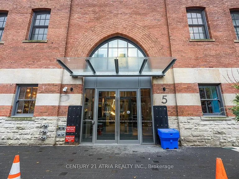 5 Saint Joseph St #207 — Photo 2
