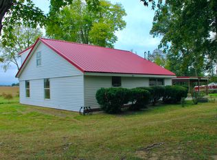 10209 8a Rd, Plymouth, IN 46563