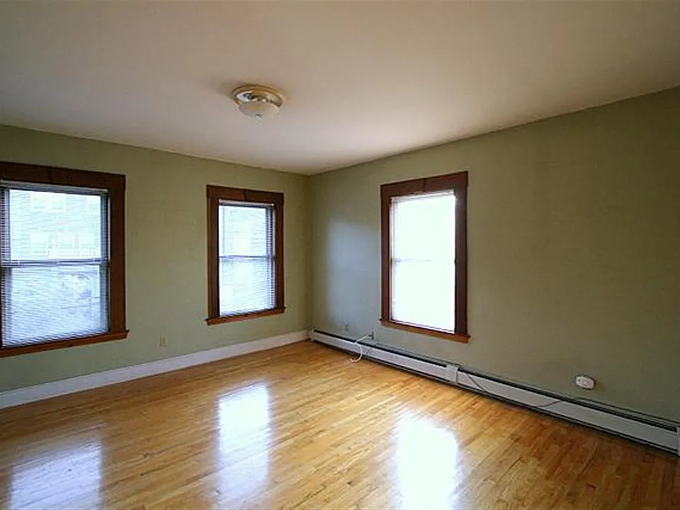 5 Wendell St #5