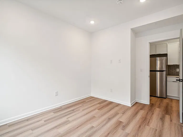 Brand New Fishtown Apartments — Photo 44