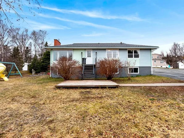 5 Mills Siding Road, Clarenville, NL A5A4J8