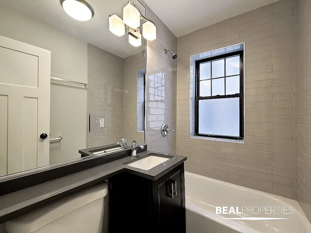 Studio, $1,965 — Photo 4