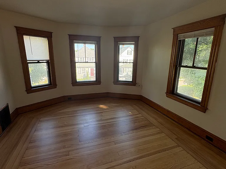 68-70 Adams St #2 — Photo 26