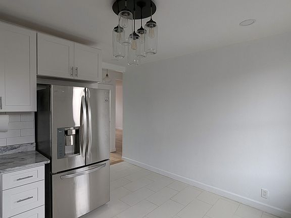 3rd image of 2840 46th St #2