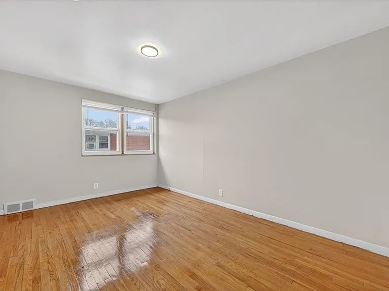 810 Whitmore Dr #205 — Photo 8