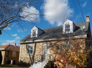 1714 10th St, Waukegan, IL 60085