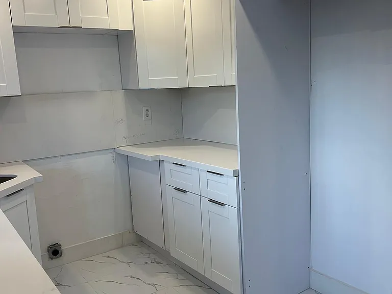 7505 SW 82nd St #215 — Photo 12