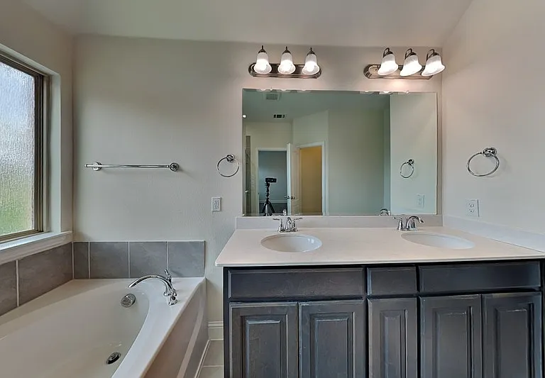 17534 Sequoia Dr — Photo 10