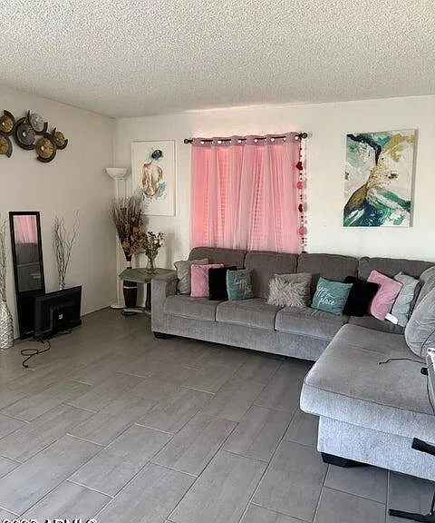 2687 W Ocotillo Rd — Photo 13