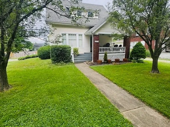 2375 Ridgewood Ave, Alliance, OH 44601