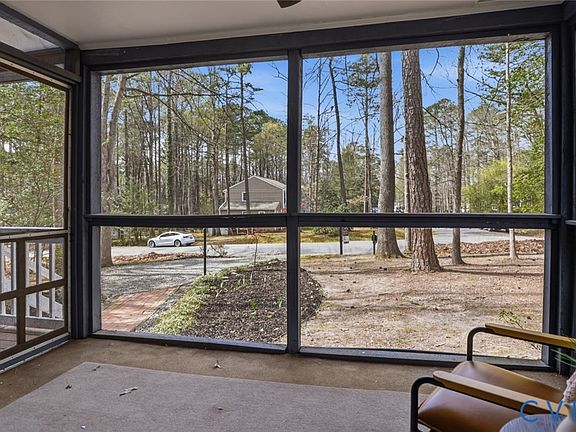 5th image of 3209 Fox Chase Rd