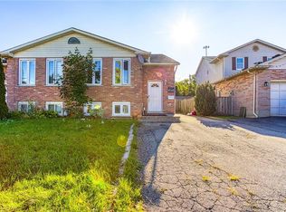 6548 Laguna Ct, Niagara Falls, ON L2H 2W3