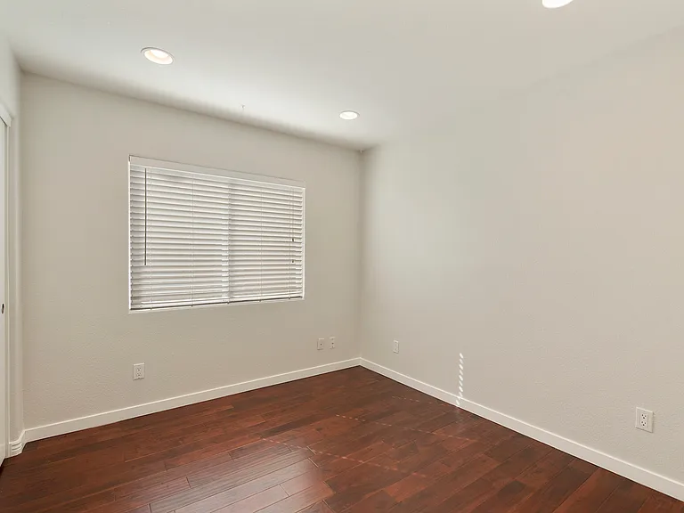 3547 W Via Del Sol Dr — Photo 9