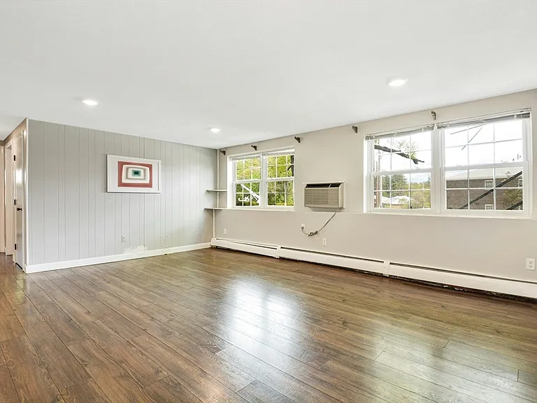 261 Boston Post Rd E #2 — Photo 2