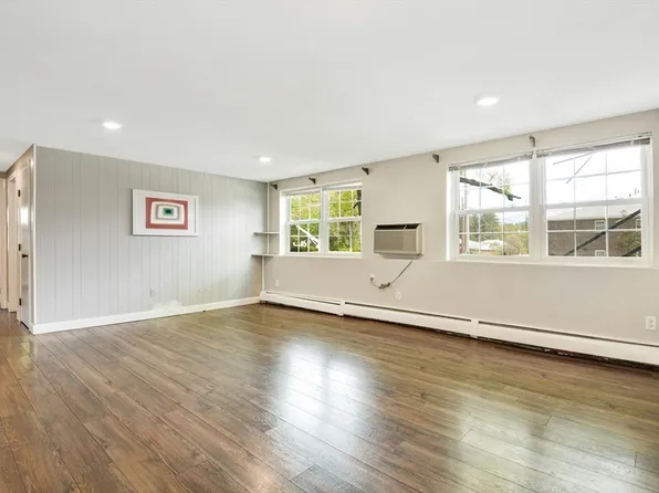 261 Boston Post Rd E APT 2, Marlborough, MA 01752