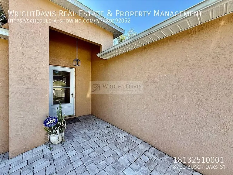 8711 Busch Oaks St — Photo 3