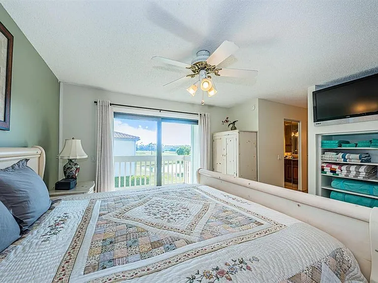 6260 Sun Blvd #1 — Photo 41