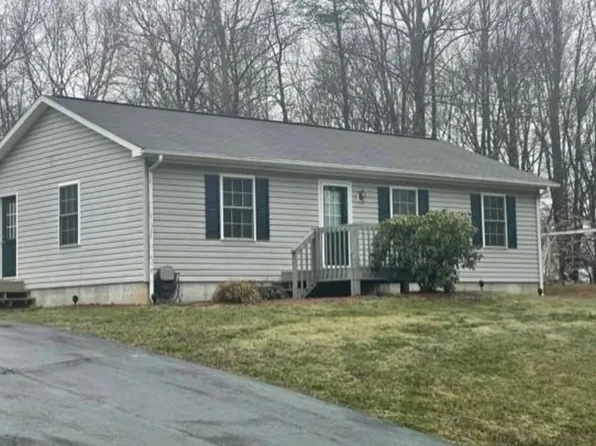1076 Old Station Loop, Hardy, VA 24101