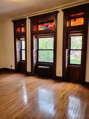 Rented by BR Edwards Associates Inc | media 27